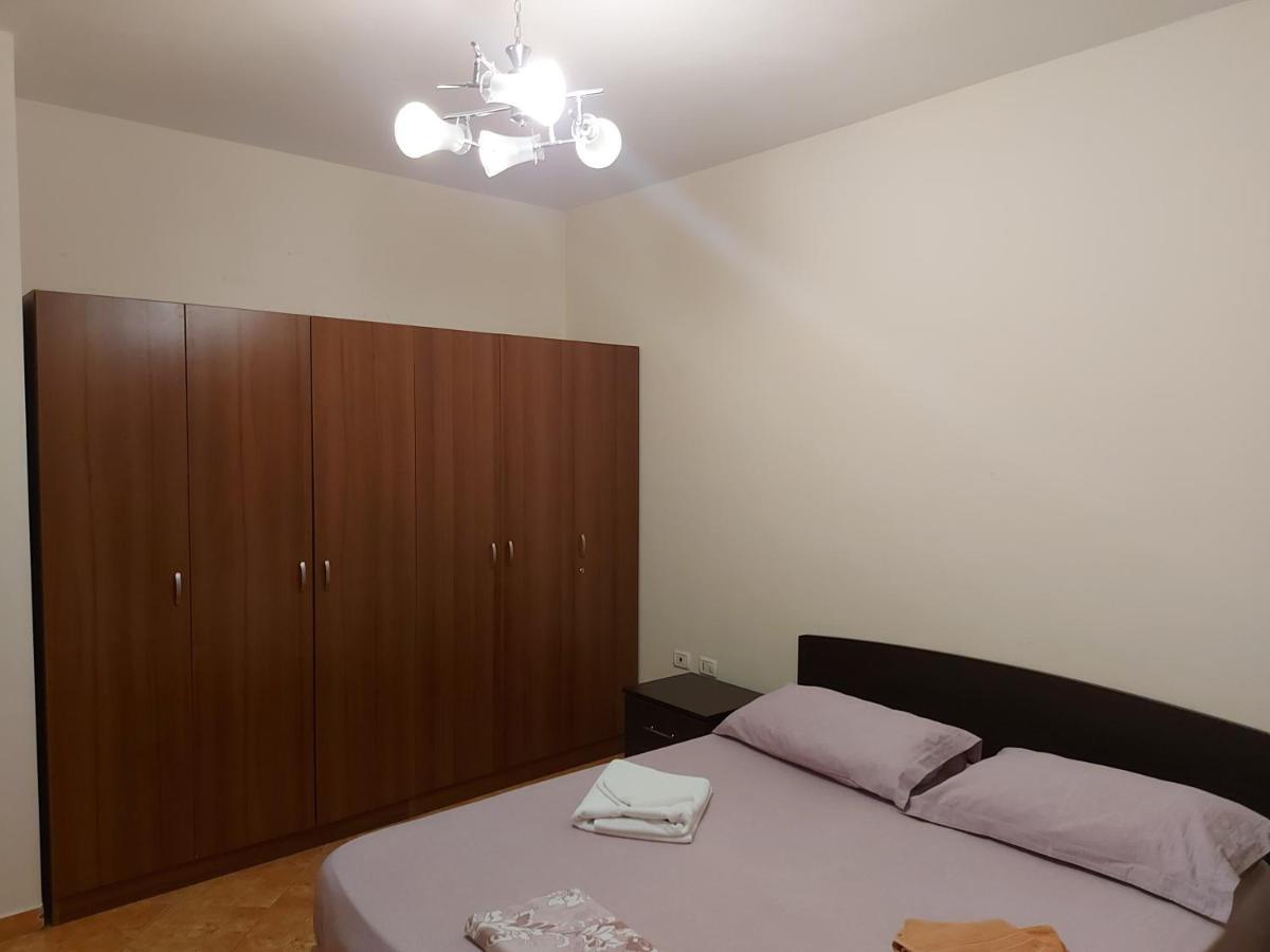 Mano' S Place Διαμέρισμα Τίρανα Εξωτερικό φωτογραφία